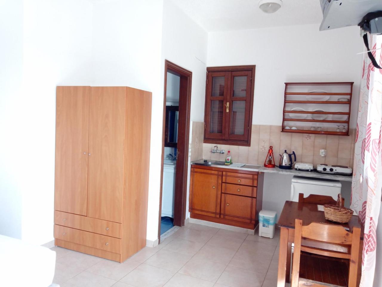 Andreas Studios Pefki  Bagian luar foto